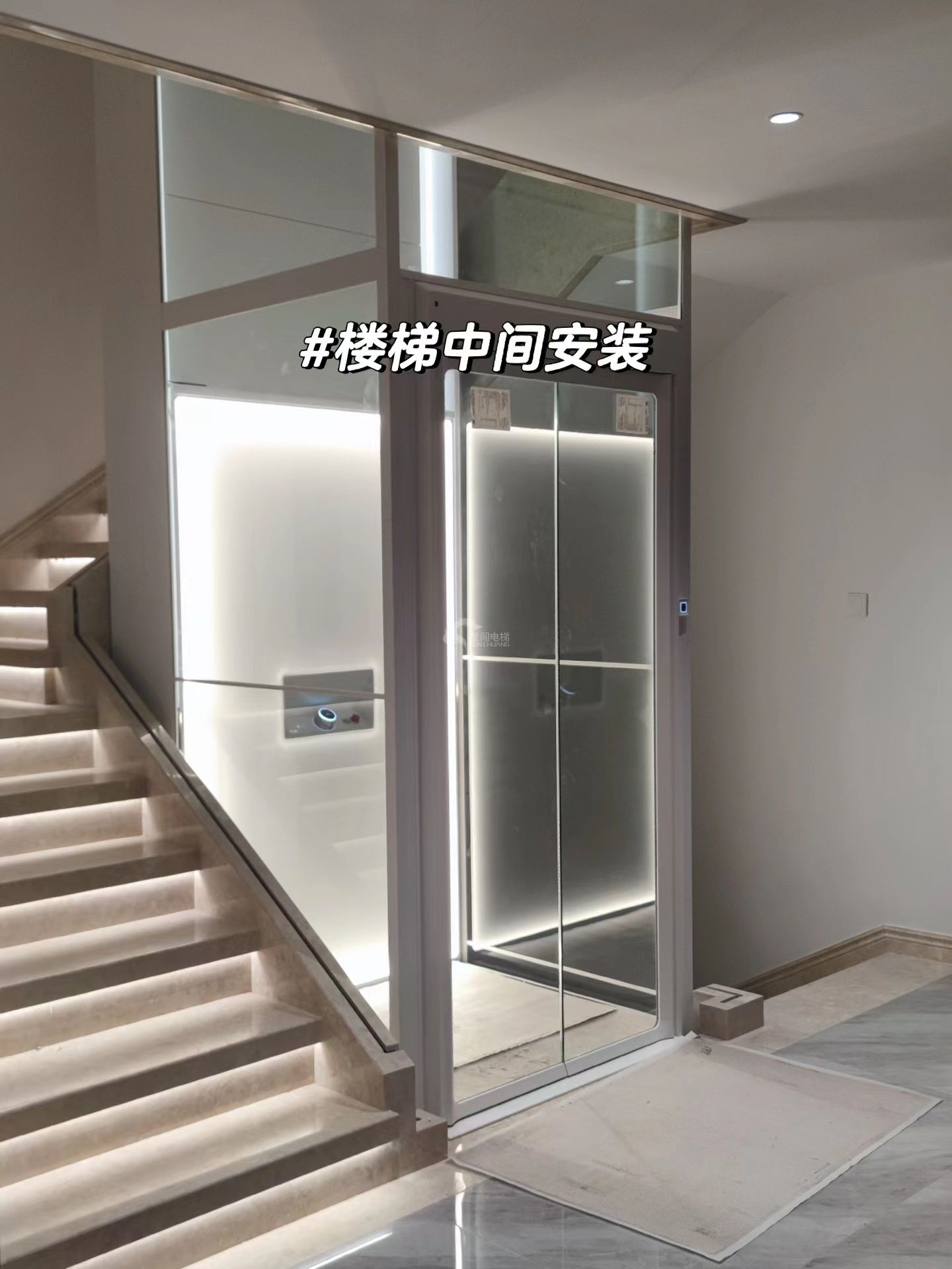 別墅電梯應(yīng)該安裝在哪里？有錢(qián)人都裝在這些位置，太聰明了444.jpg